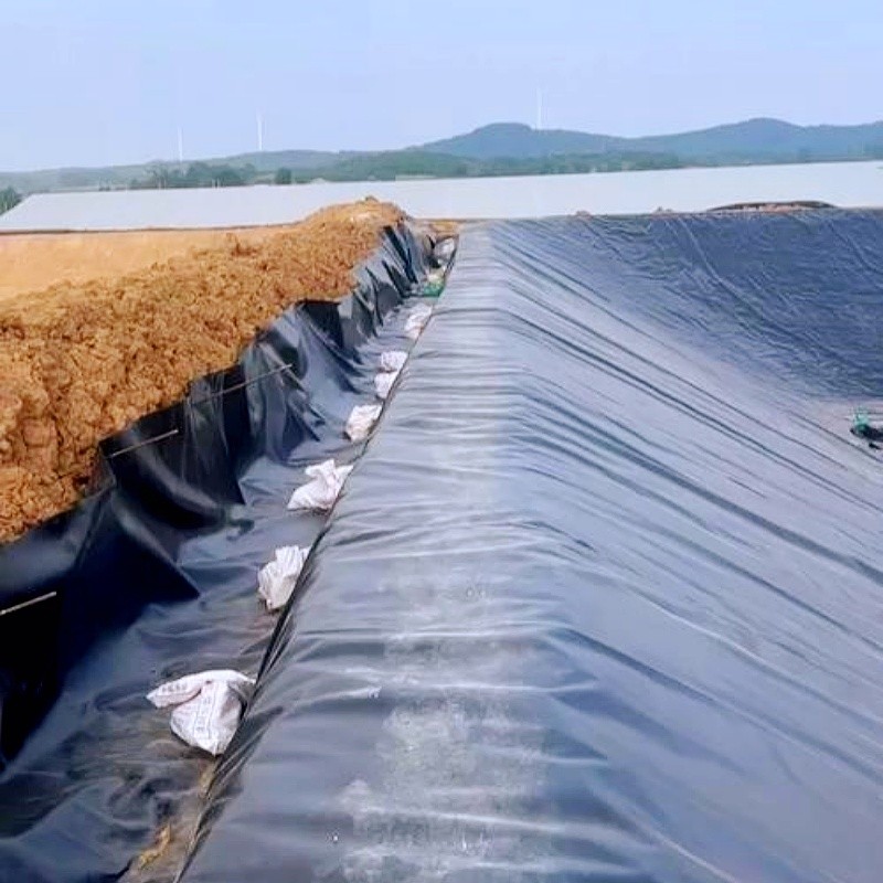 Геомембрана из ПЭВП для противофильтрационной защиты водоёмов (3)