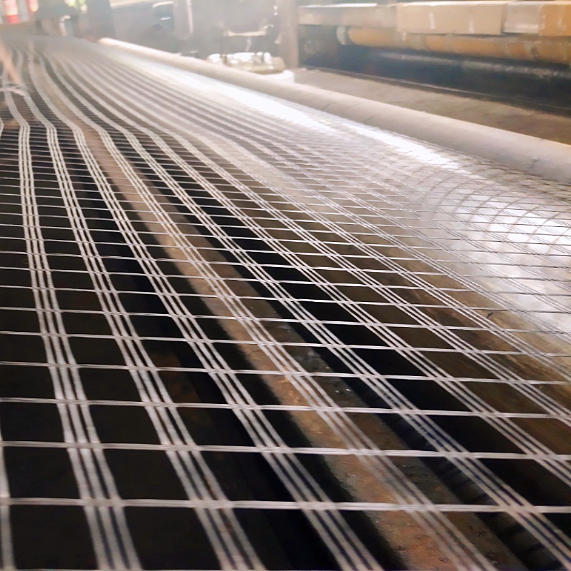 Двухосноориентированная стекловолоконная геосетка EGA (03)