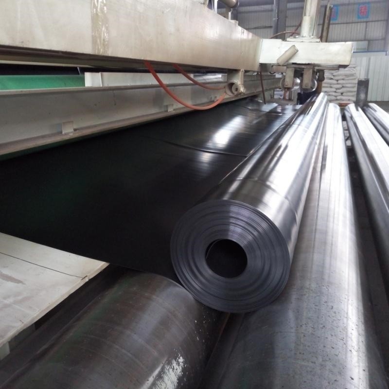 Противофильтрационная геомембрана из полиэтилена высокой плотности для биогазовых установок (2)